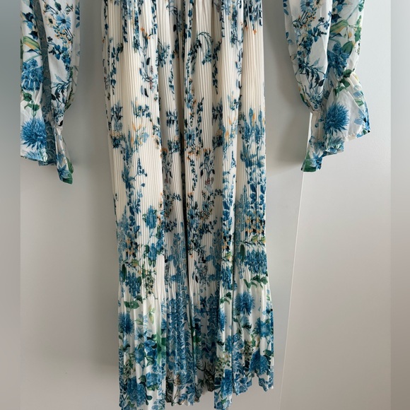 Floral Ruffle Midi Dress - Picture 3 of 8